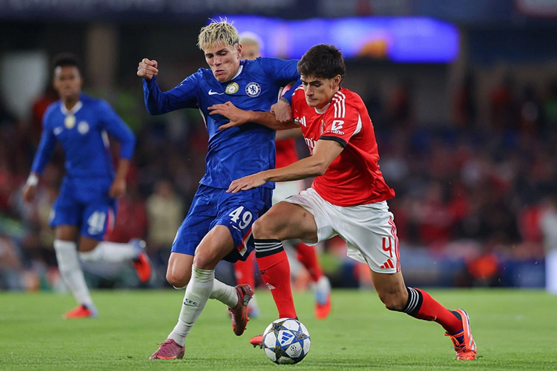 chelsea-thang-nhoc-benfica-maresca-dau-dau-voi-bai-toan-hang-cong