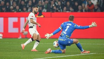 B. Monchengladbach vs FC Köln (00:30 – 09/11) | Xem lại trận đấu